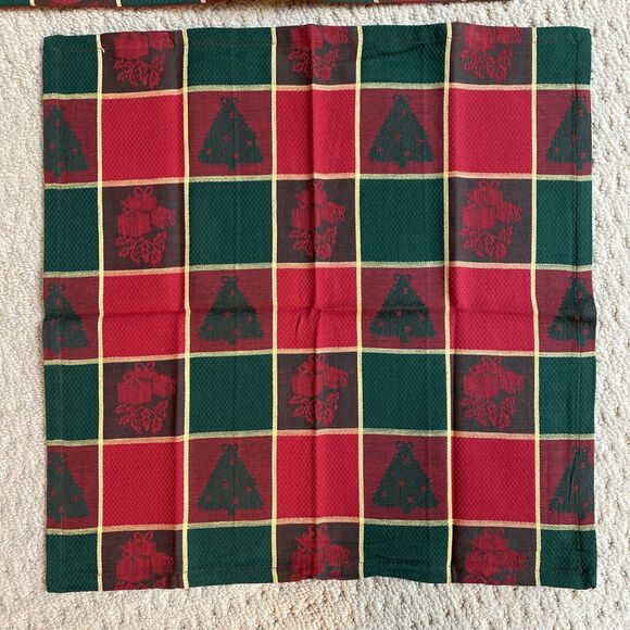 Vintage Christmas Table Linens (4) placemats & napkins red green plaid festive - Picture 5 of 6